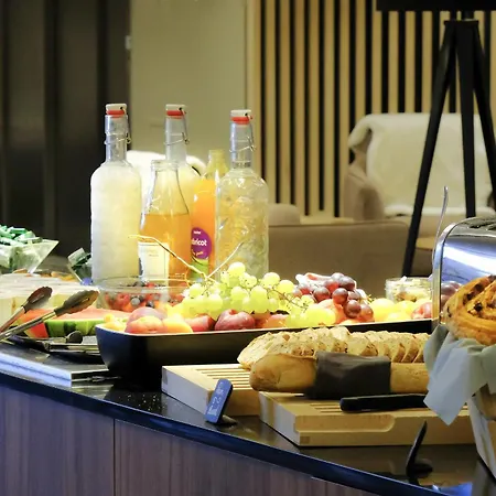 Prestige Odalys L'eclose Aparthotel *
