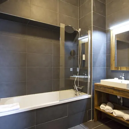 Aparthotel Et L'eclose By Odalys Alpe d'Huez