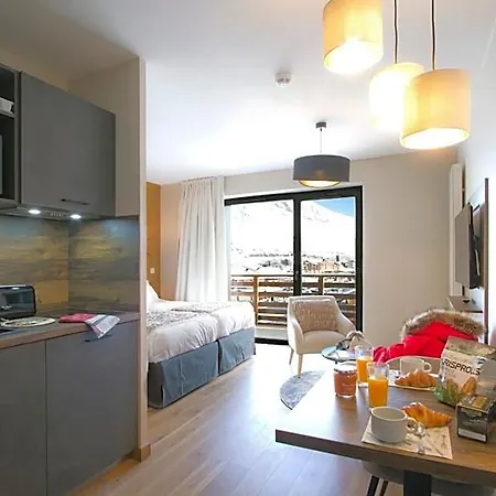 Apart-hotel Prestige Odalys L'eclose 5*